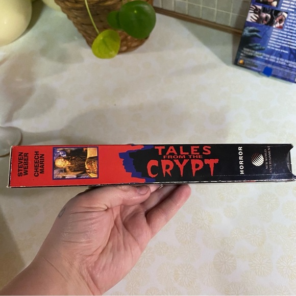 Vintage Tales from the Crypt VHS tapes Mark of horror & 5 tales of true horror - Picture 4 of 5
